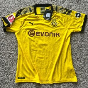 NWT Woman’s XL Borussia Dortmund Marco Reus Jersey